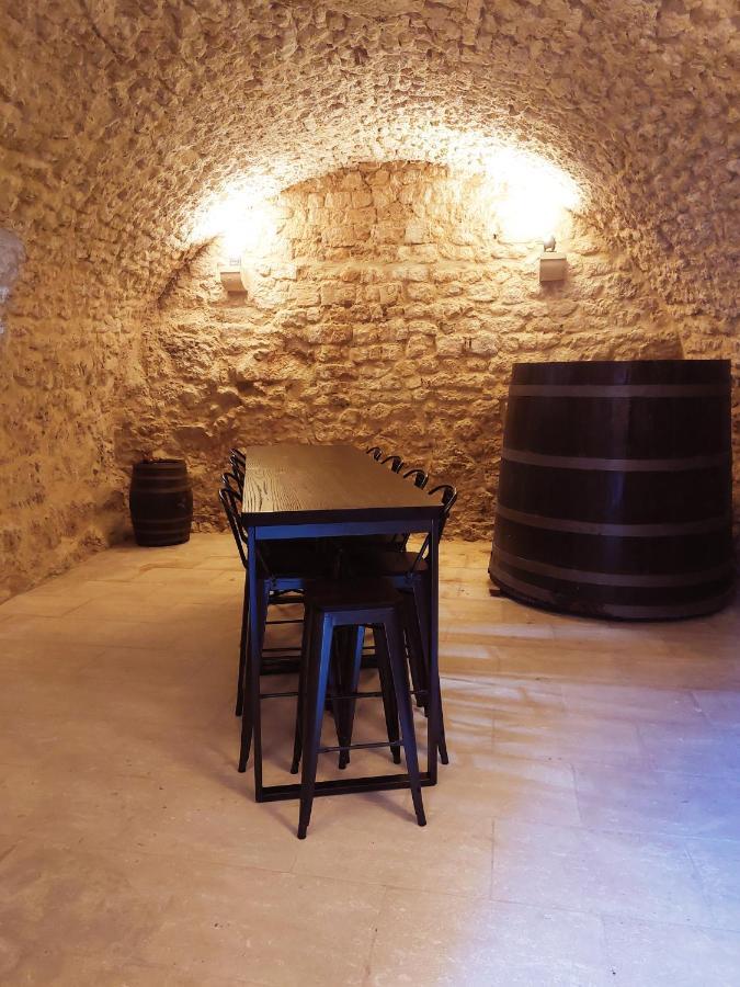 La Closerie D'Escalin Gite 12 Personnes Et Jacuzzi La Garde-Adhémar Exterior foto