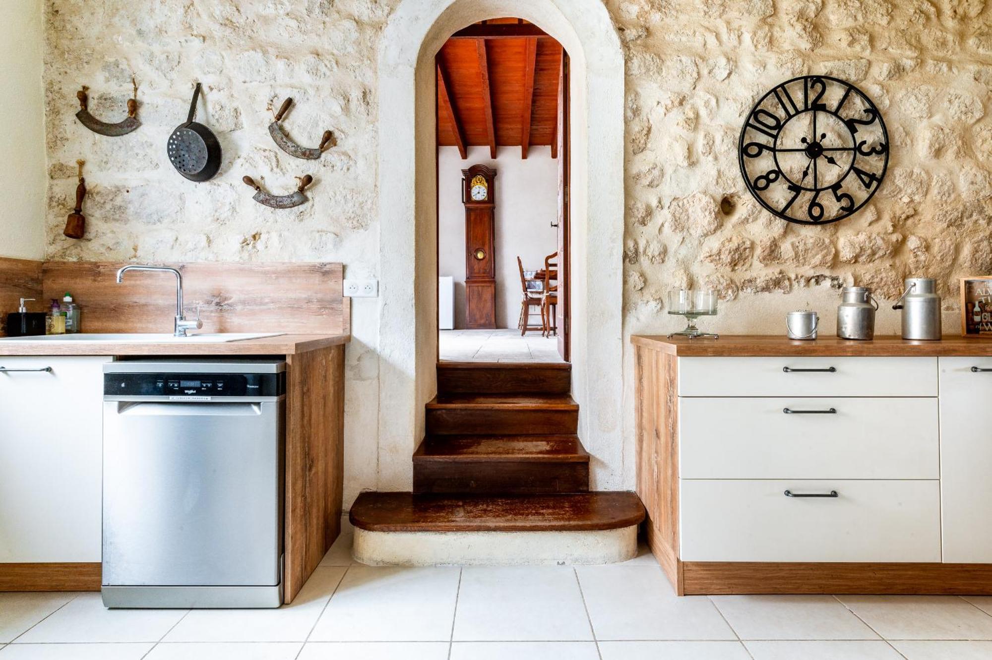 La Closerie D'Escalin Gite 12 Personnes Et Jacuzzi La Garde-Adhémar Exterior foto