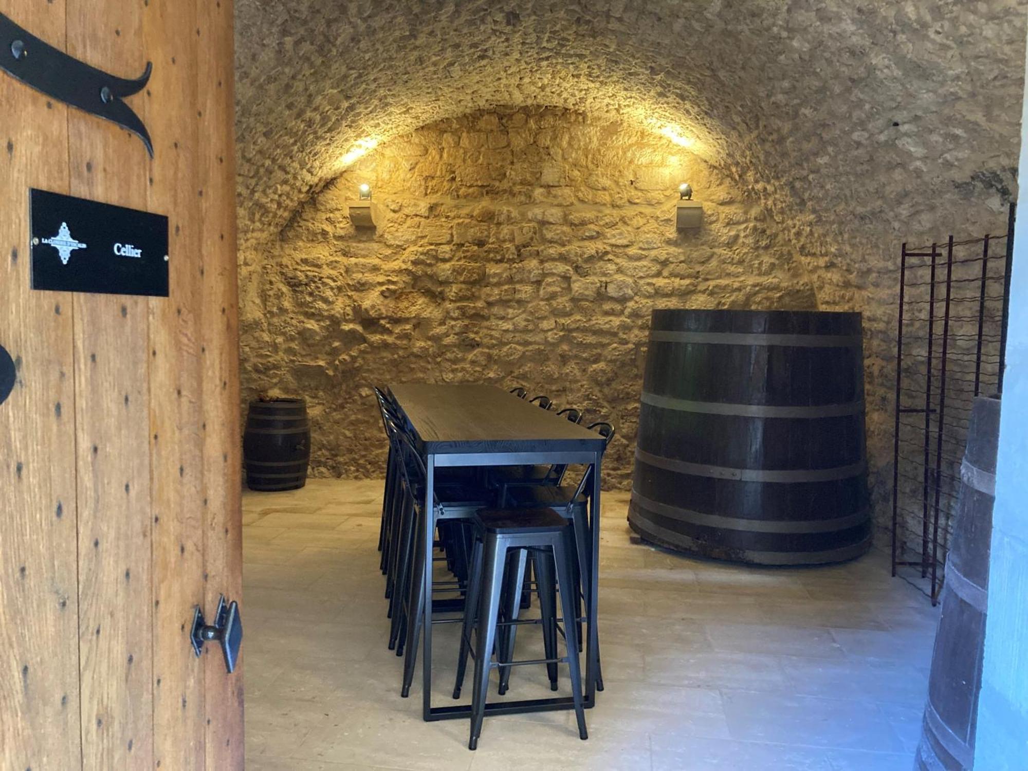 La Closerie D'Escalin Gite 12 Personnes Et Jacuzzi La Garde-Adhémar Exterior foto