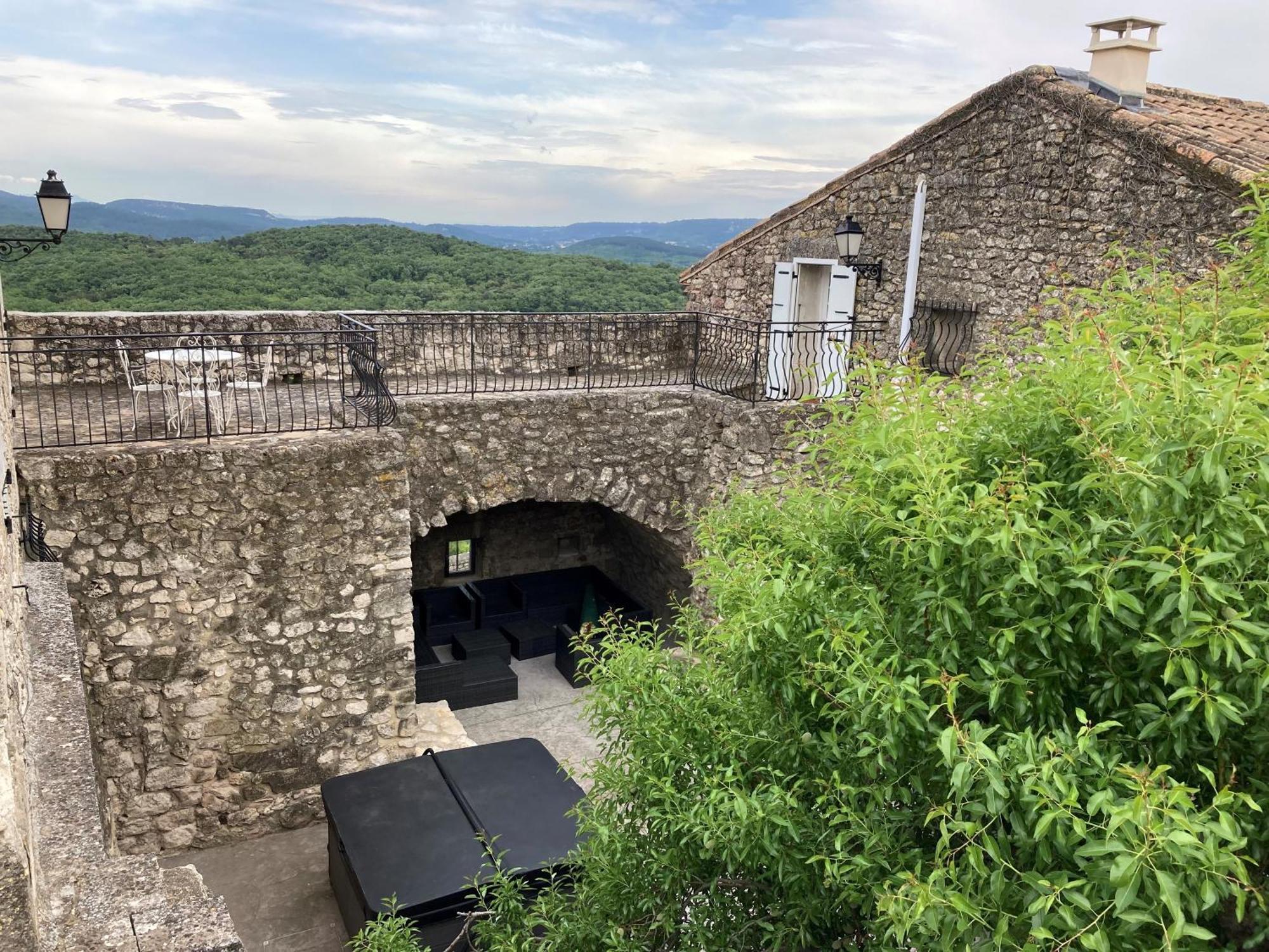La Closerie D'Escalin Gite 12 Personnes Et Jacuzzi La Garde-Adhémar Exterior foto